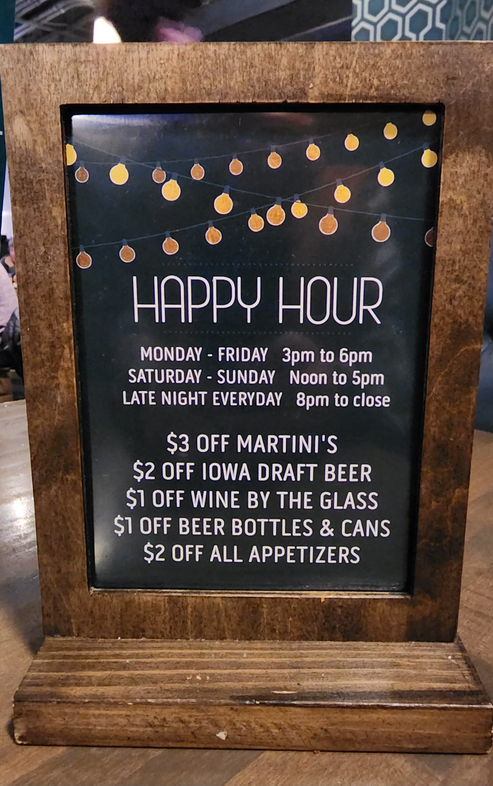 Central Standard Waukee Happy Hour Des Moines