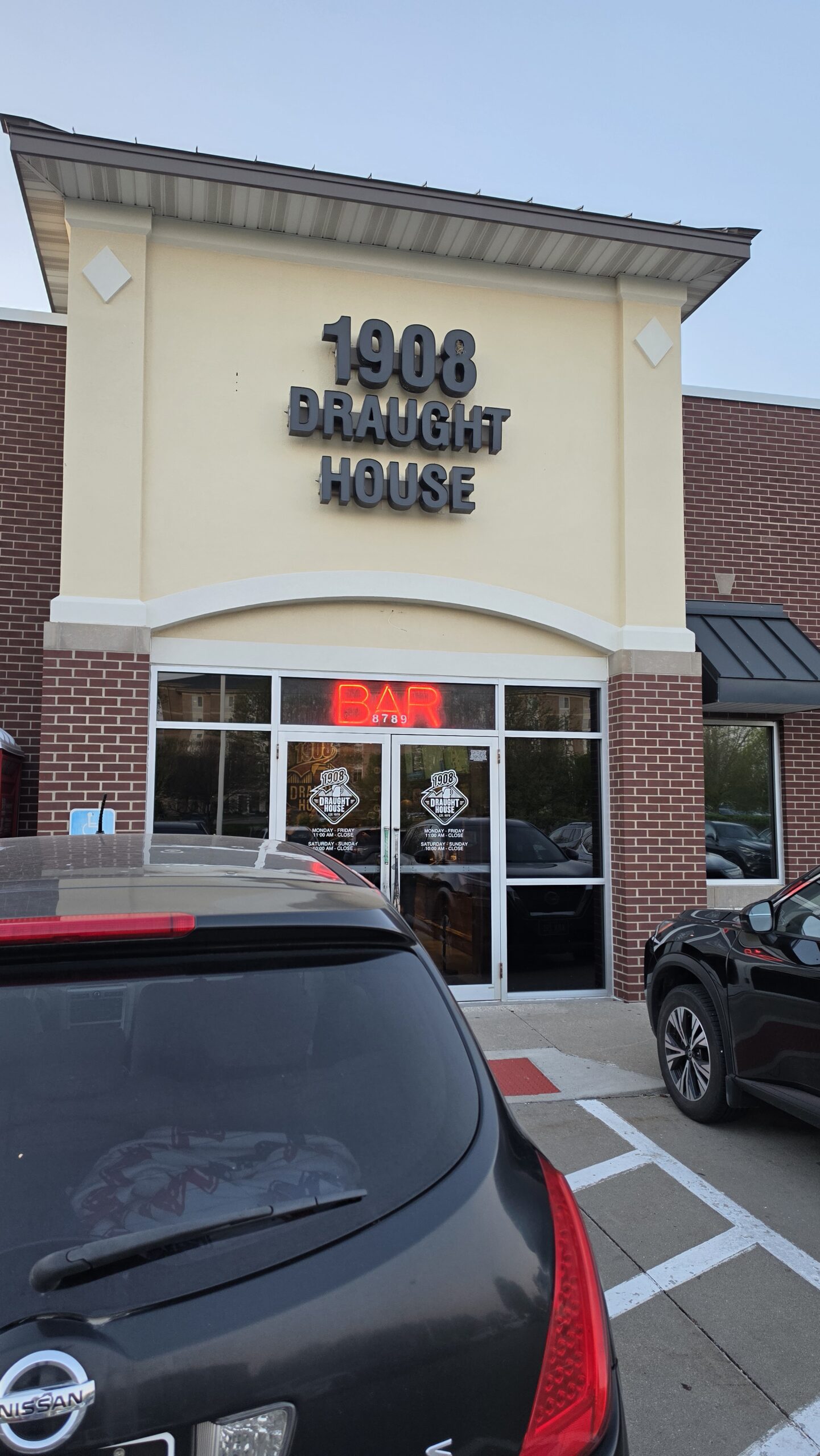 1908 Draught House (Johnston)